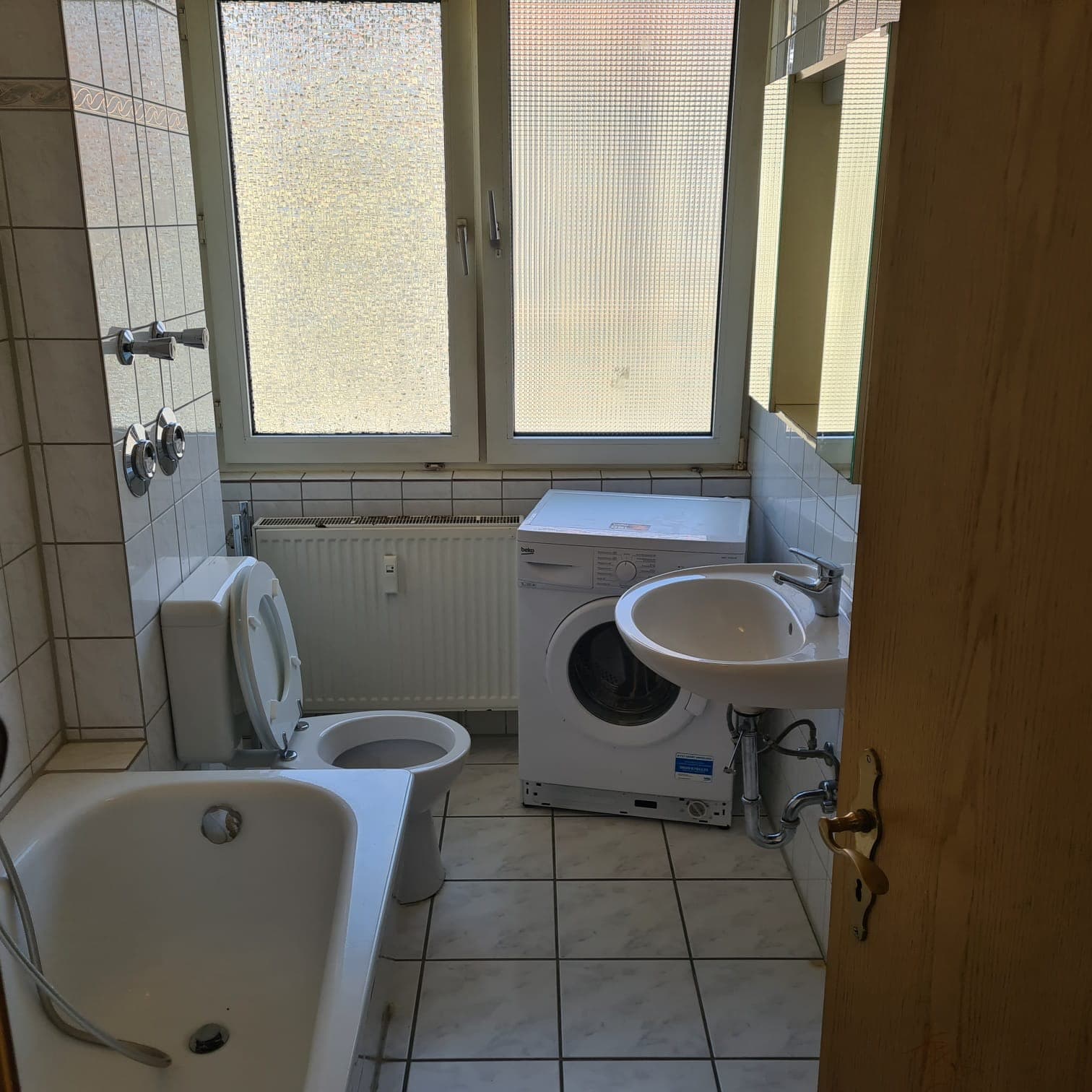 Komplett eingerichtete Monteurwohnung